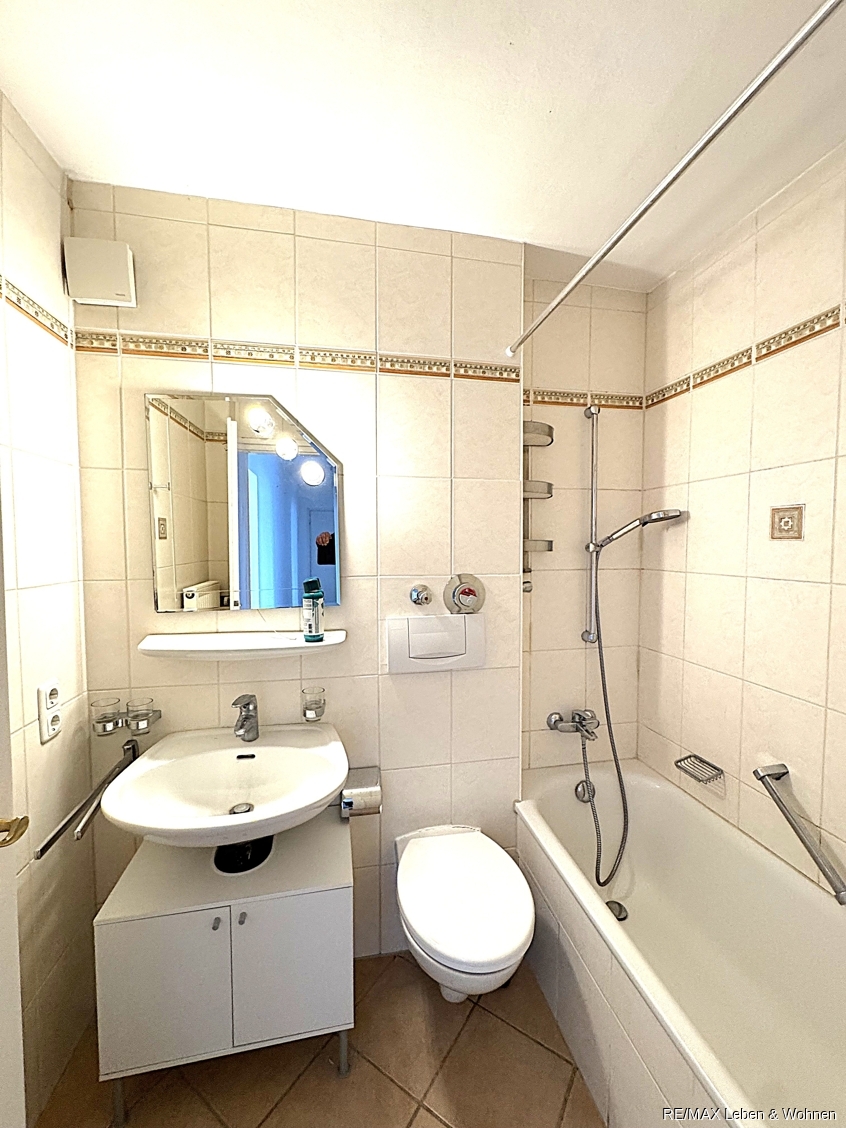 Bad Etagenwohnung M�nchen / Pasing