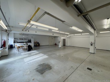 Hauptbild Moderne Gewerbeeinheit für Firma EG / Produktion / Büro / Einfahrt /