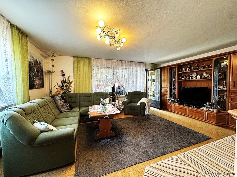 Wohnzimmer Einfamilienhaus Erdweg / Kleinberghofen