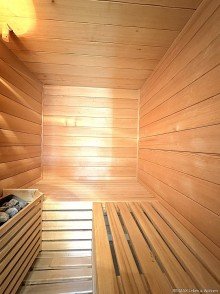 Sauna Preissenkung !
M�nchen - Solln / Isar - N�he
Split-Level-Luxuswohnung
4 Zimmer / 3 Terrassen / Sauna