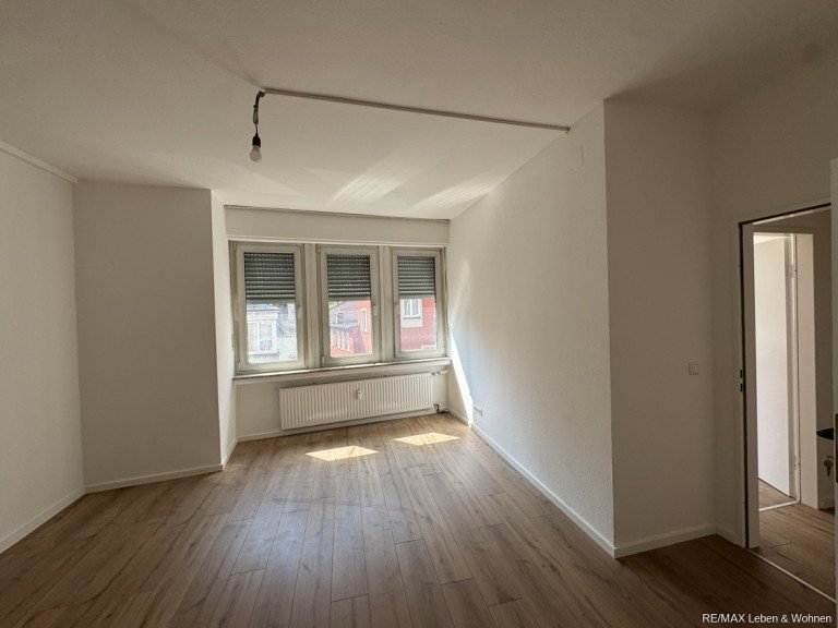 Zimmer 1 Augsburg Etagenwohnung Frisch sanierte 6 Zimmer Studenten - WG in Bestlage Karolinenstr. Augsburg zu vermieten