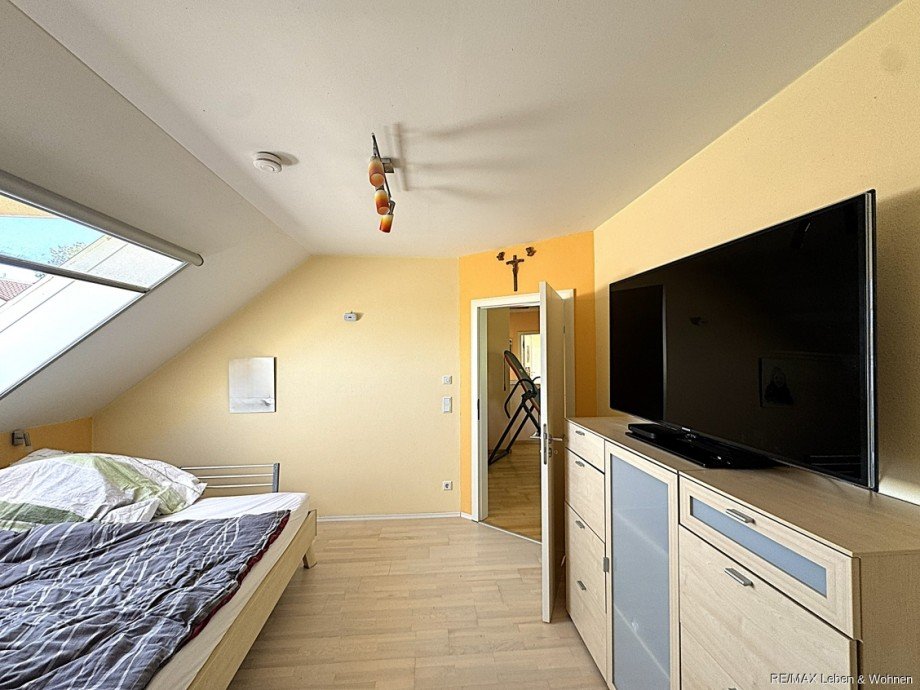 Schlafzimmer DG Einfamilienhaus Inchenhofen