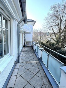 Terrasse Preissenkung !
M�nchen - Solln / Isar - N�he
Split-Level-Luxuswohnung
4 Zimmer / 3 Terrassen / Sauna