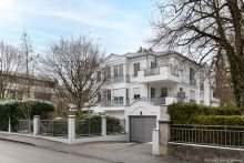 Ihr neues Zuhause Preissenkung !
M�nchen - Solln / Isar - N�he
Split-Level-Luxuswohnung
4 Zimmer / 3 Terrassen / Sauna