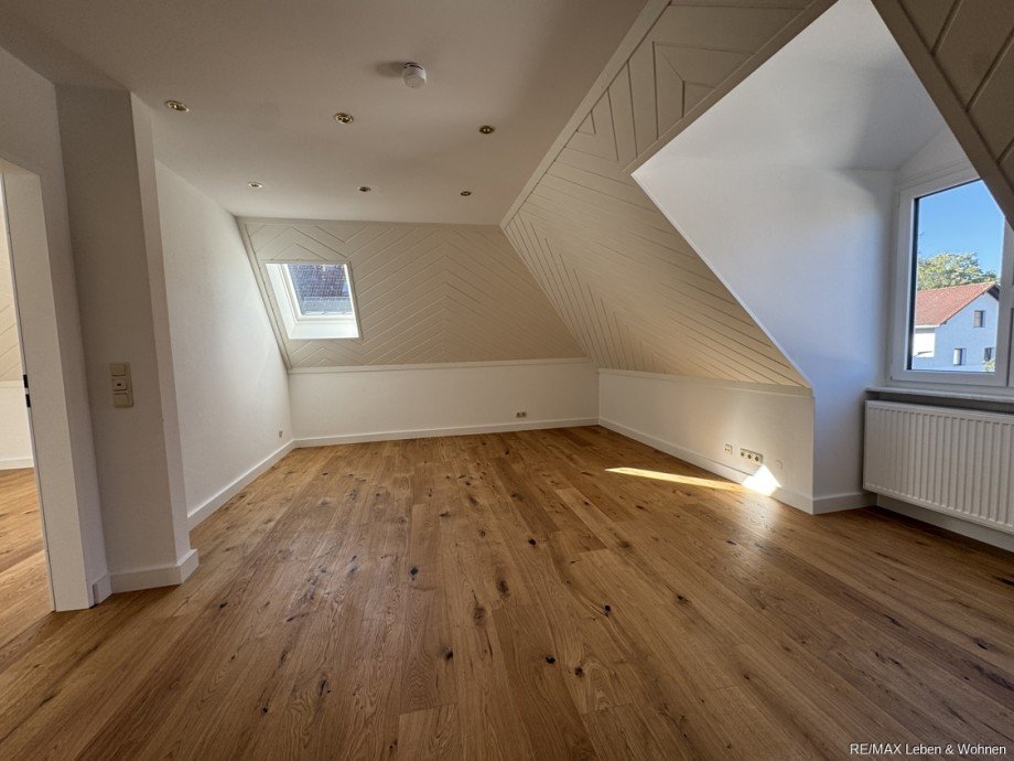 Wohnzimmer Etagenwohnung M�nchen / Thalkirchen-Obersendling-Forstenried-F�r
