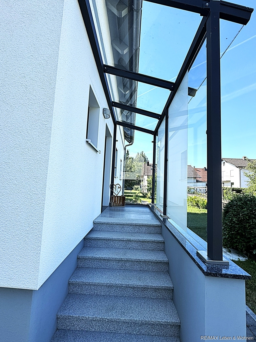 EIngang Einfamilienhaus Fahlenbach