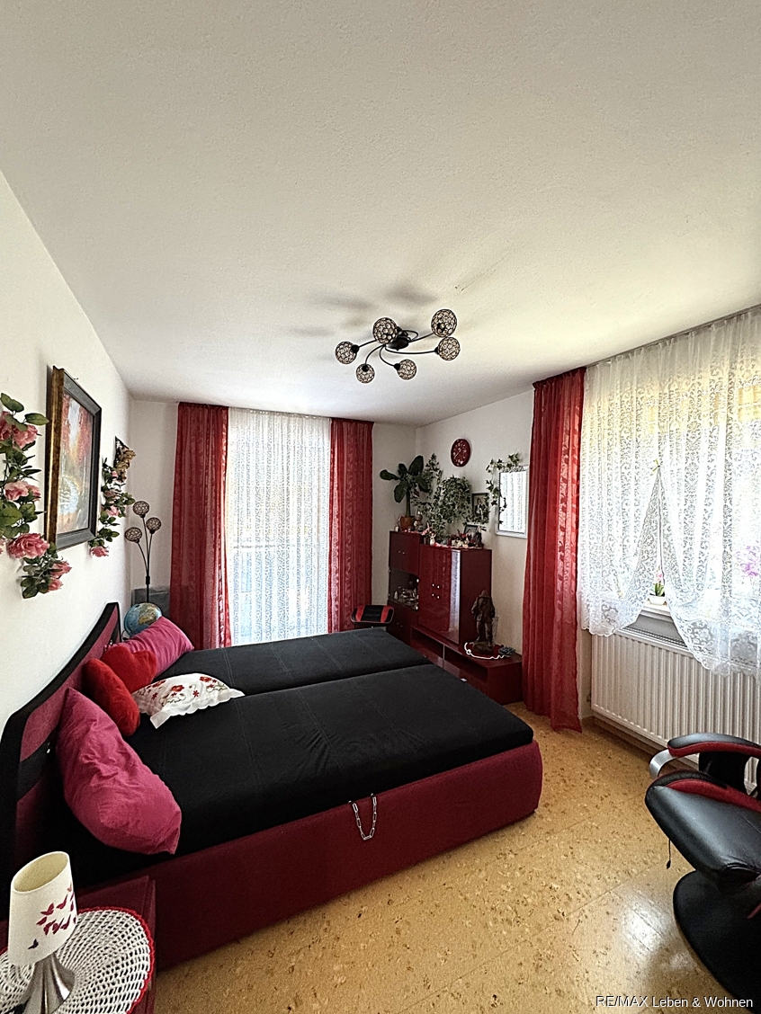 G�stezimmer EG Einfamilienhaus Erdweg / Kleinberghofen