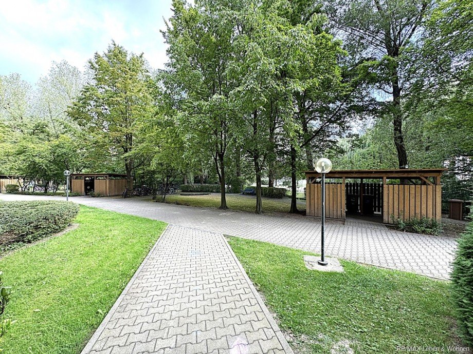 Parkanlage Etagenwohnung Augsburg