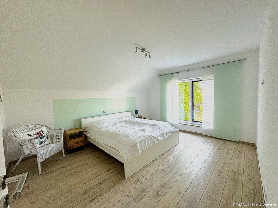 Schlafzimmer 1.OG Einfamilienhaus Fahlenbach