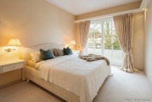 Master-Schlafzimmer Preissenkung !
M�nchen - Solln / Isar - N�he
Split-Level-Luxuswohnung
4 Zimmer / 3 Terrassen / Sauna