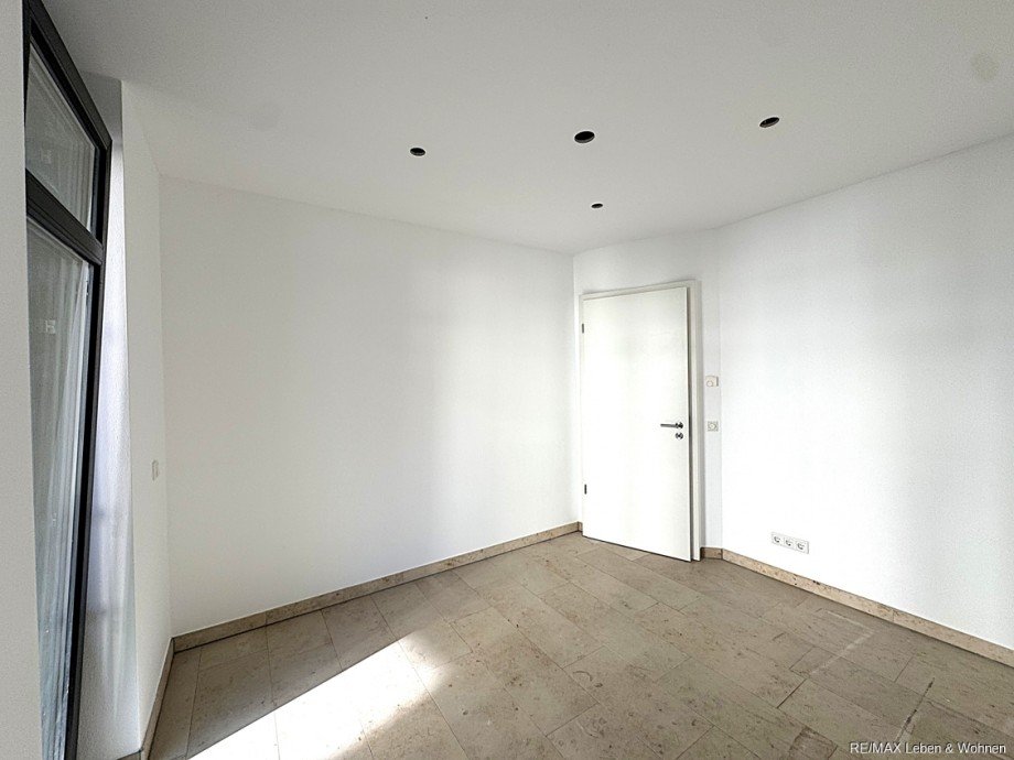 Zimmer B�ro / Praxis Geisenfeld