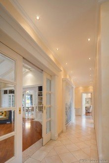 Flur Preissenkung !
M�nchen - Solln / Isar - N�he
Split-Level-Luxuswohnung
4 Zimmer / 3 Terrassen / Sauna